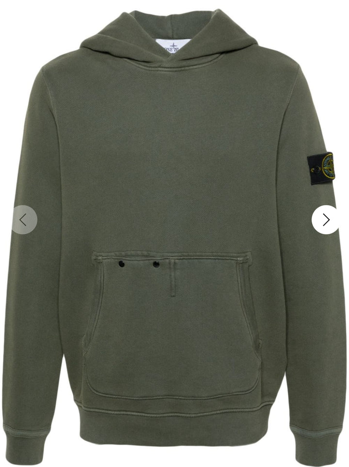 STONE ISLAND
STONE ISLAND FELPA CON CAPPUCCIO CON STEMMA DELLA BUSSOLA